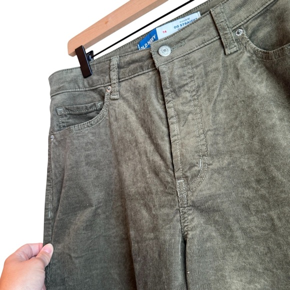 BNWOT Old Navy OG High Waisted Corduroy Straight Pants in Olive - Picture 6 of 8